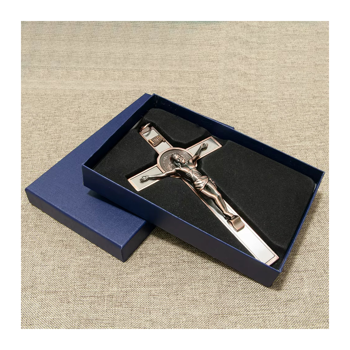 HTISOK Katholisches Kruzifix Jesus Christus Wandbehang aus Metall in Gold - Bild 2