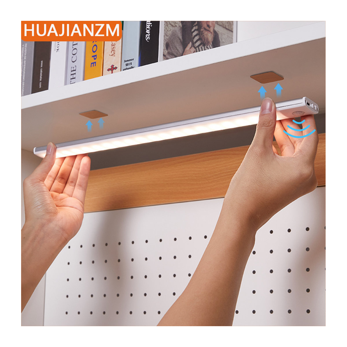 HUAJIANZM LED Möbelbeleuchtung mit Bewegungssensor, kabelloses USB Nachtlicht in Weiß für Küche, Schrank und Schlafzimmer - Bild 1