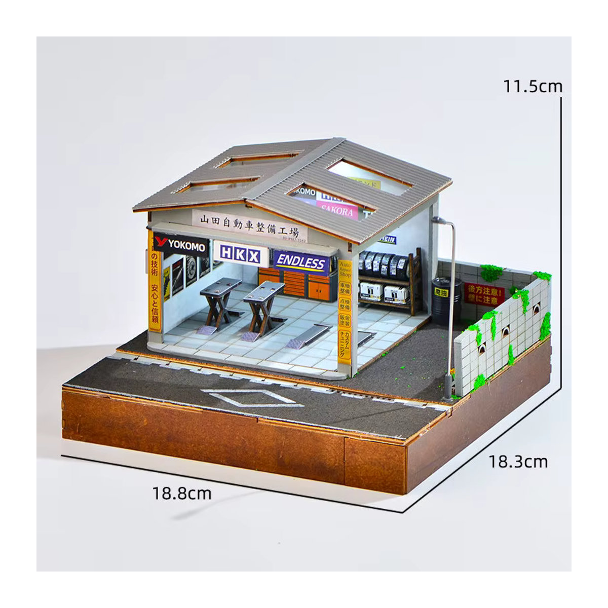 HUGKIS Mini-Modell Garage Auto-Reparaturwerkstatt Diorama im 1:64 Maßstab mit LED-Beleuchtung, mehrfarbig - Bild 3