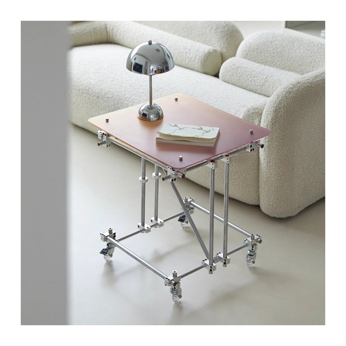 Idosliving Couchtisch im Mid-Century Design, quadratisch, Braun mit Acrylkante und transparenten Elementen - Bild 1