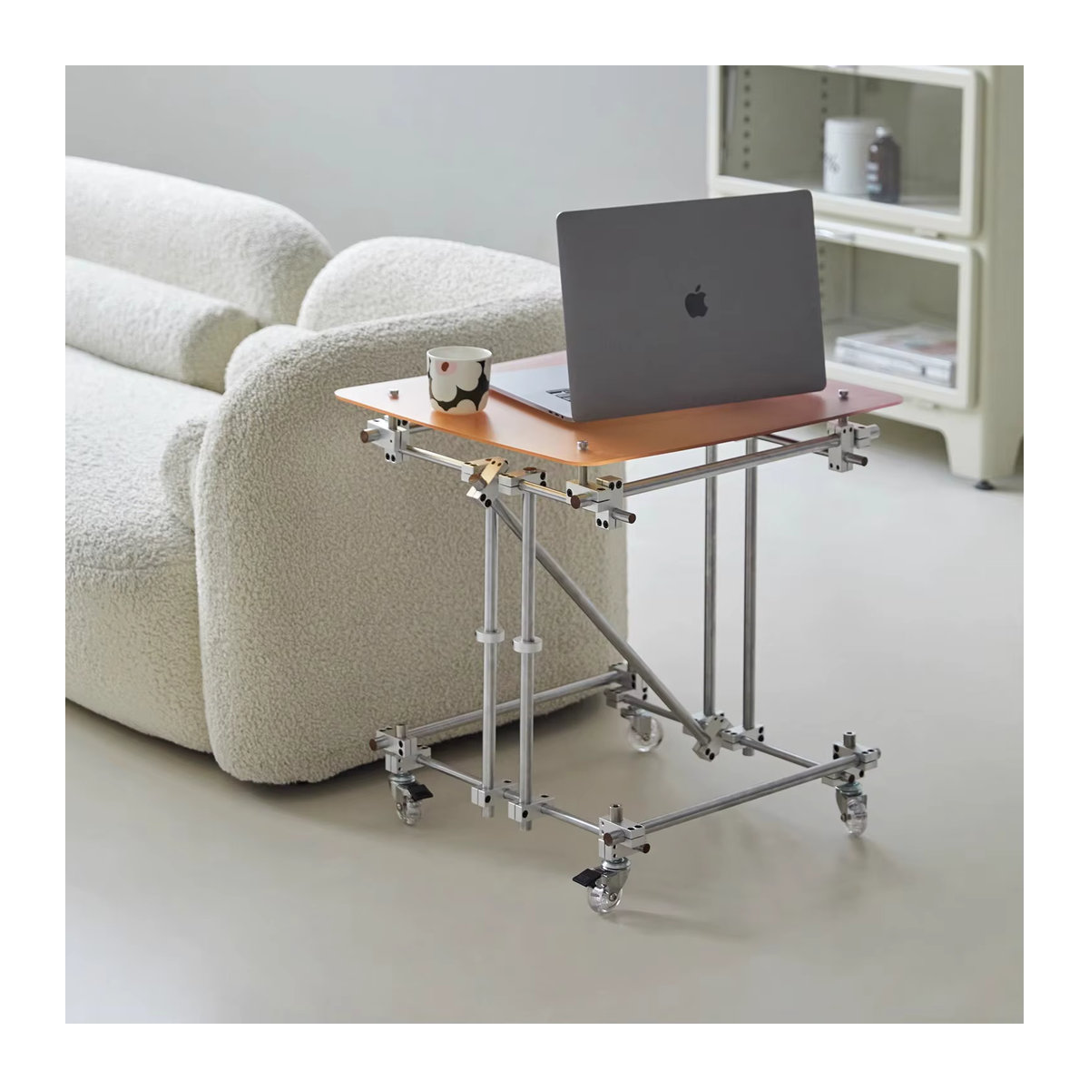 Idosliving Couchtisch im Mid-Century Design, quadratisch, Braun mit Acrylkante und transparenten Elementen - Bild 2