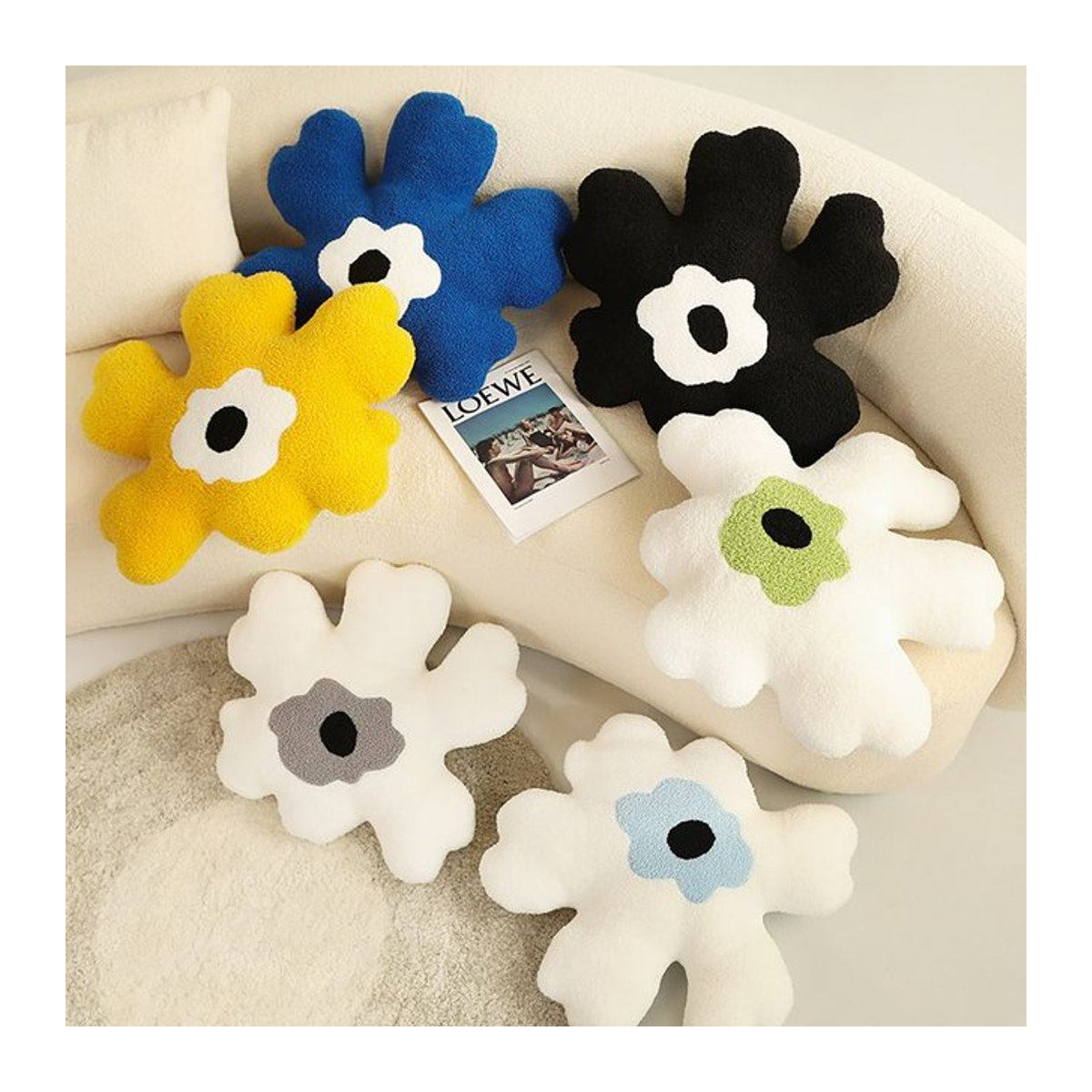 Ins Blaue Blume Dekokissen mit Gänseblümchen-Stickerei für Wohnzimmer und Schlafzimmer - Bild 1