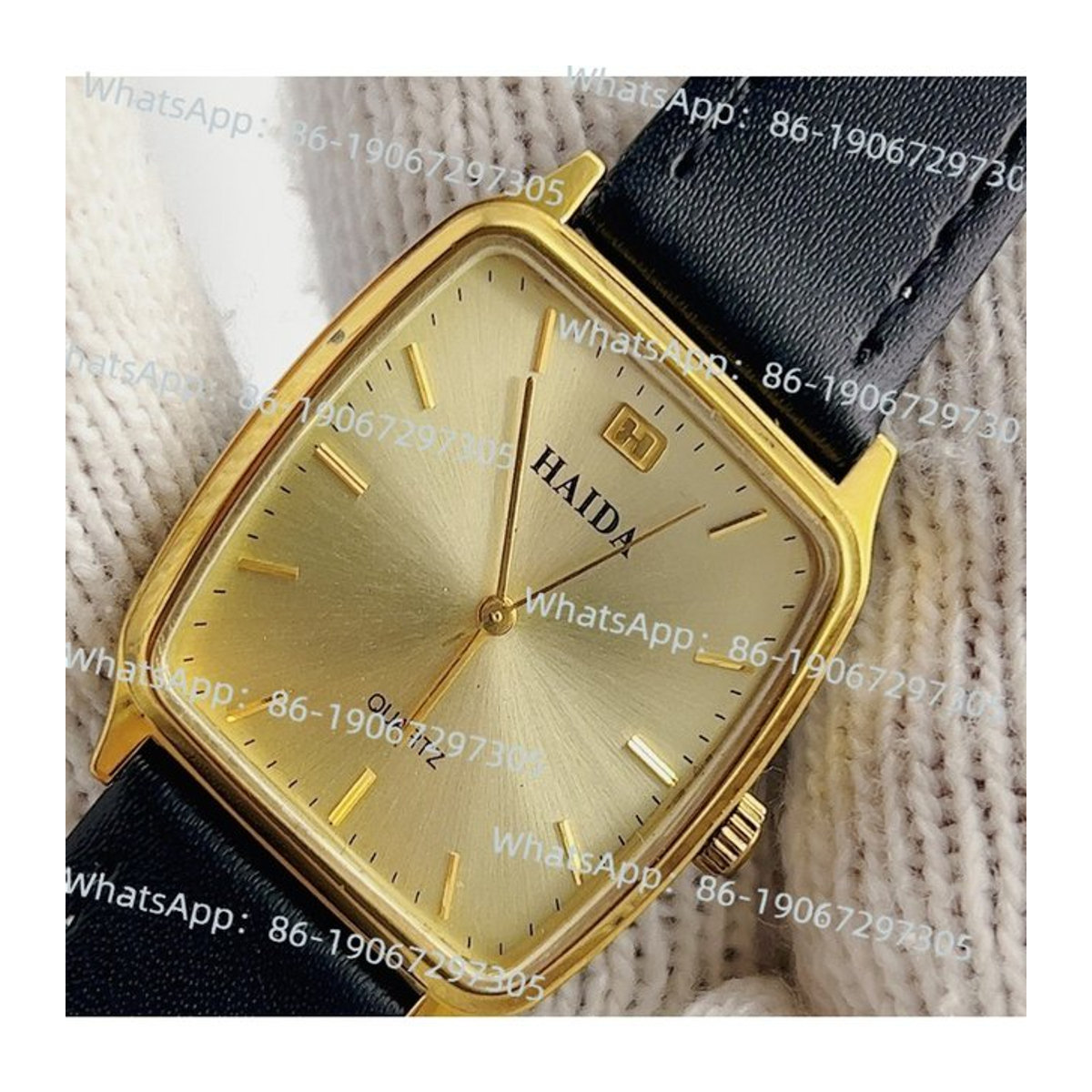 Inventar Shanghai Vintage Wanduhr in Gold mit Quarzwerk und Messinggehäuse - Bild 1