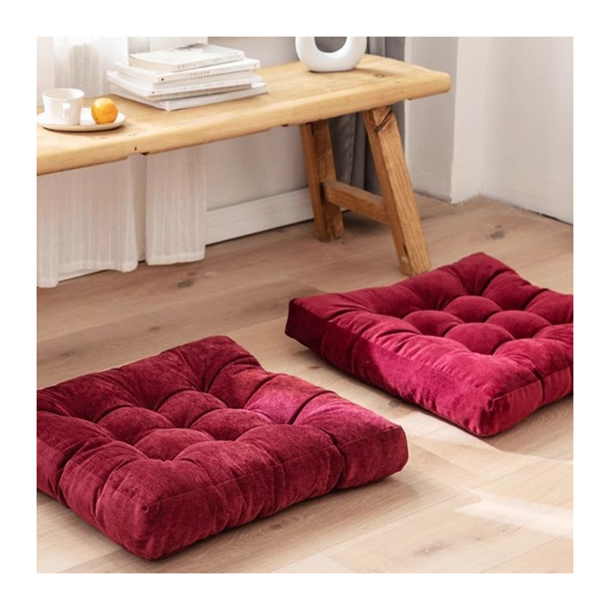 Inyahome Bodenkissen quadratisch in Weihnachtsrot und Blau als verdicktes Sitzkissen für Meditation, Yoga oder als Tatami-Matte und Hocker - Bild 1
