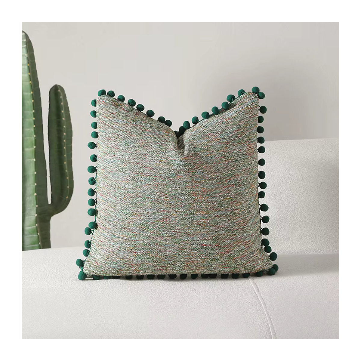 Inyahome Boho Kissenbezüge aus Samt mit Pompon in Grün und Schwarz, B/H: 30 x 50 cm und 45 x 45 cm - Bild 3