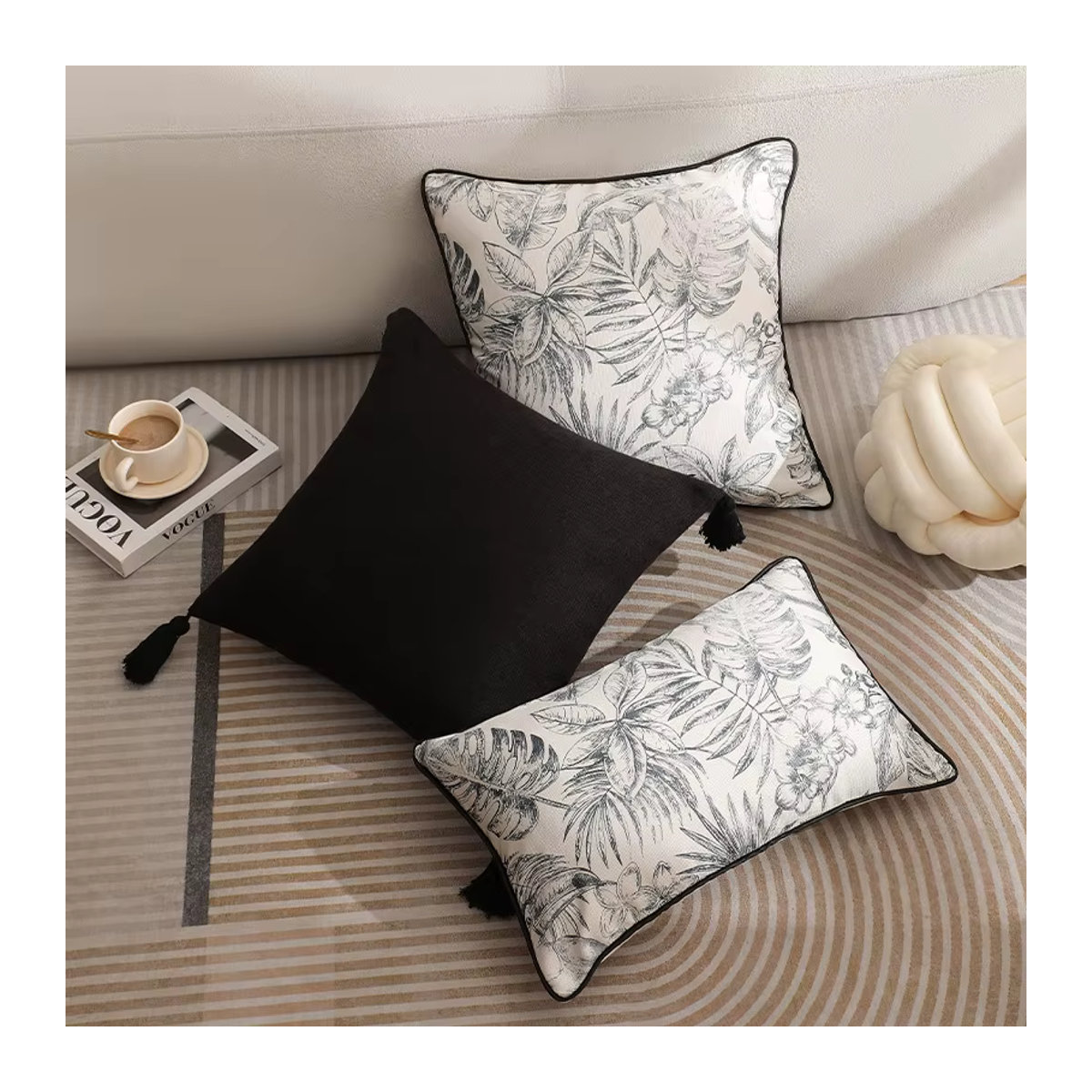 Inyahome Chinoiserie Kissenbezüge mit Blumen- und Blättermuster in Grau und Weiß, Set aus Kissenbezügen für deine Wohnzimmer-Dekoration, Maße: 30 x 50 cm und 45 x 45 cm - Bild 2