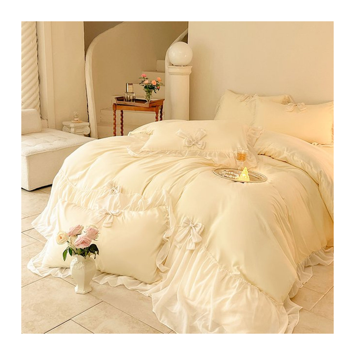 IvaRose HOME TEXTILE 4-teiliges Bettwäsche-Set mit Rüschen-Spitzenkante in Creme - Bild 1