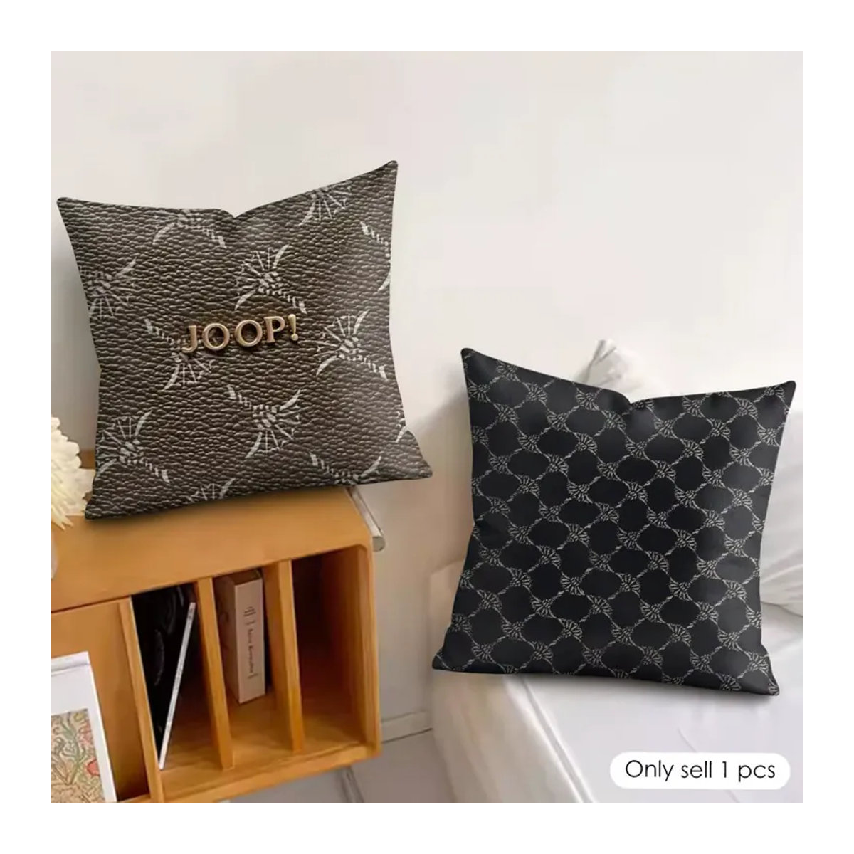 J-JoopS Fashion Logo Kissenbezug aus seidigem Kurzplüsch mit unsichtbarem Reißverschluss in Weiß und Mehrfarbig - Bild 2