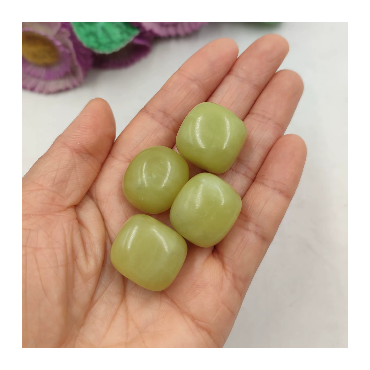 Jade Zitrone Trommelsteine aus Naturstein in Gelb und Grün zur Chakra-Heilung und Dekoration - Bild 3