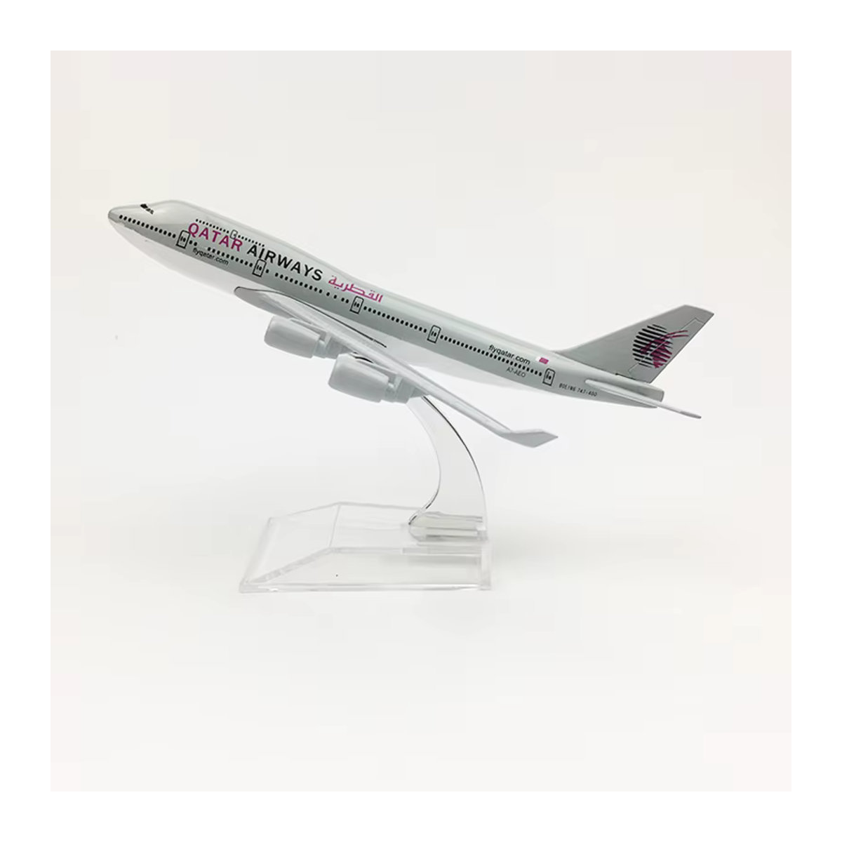 JASON TUTU Boeing 747 Flugzeugmodell Katar Airways in Weiß, Druckgussmetall, Maßstab 1:400, Länge: 16 cm - Bild 2