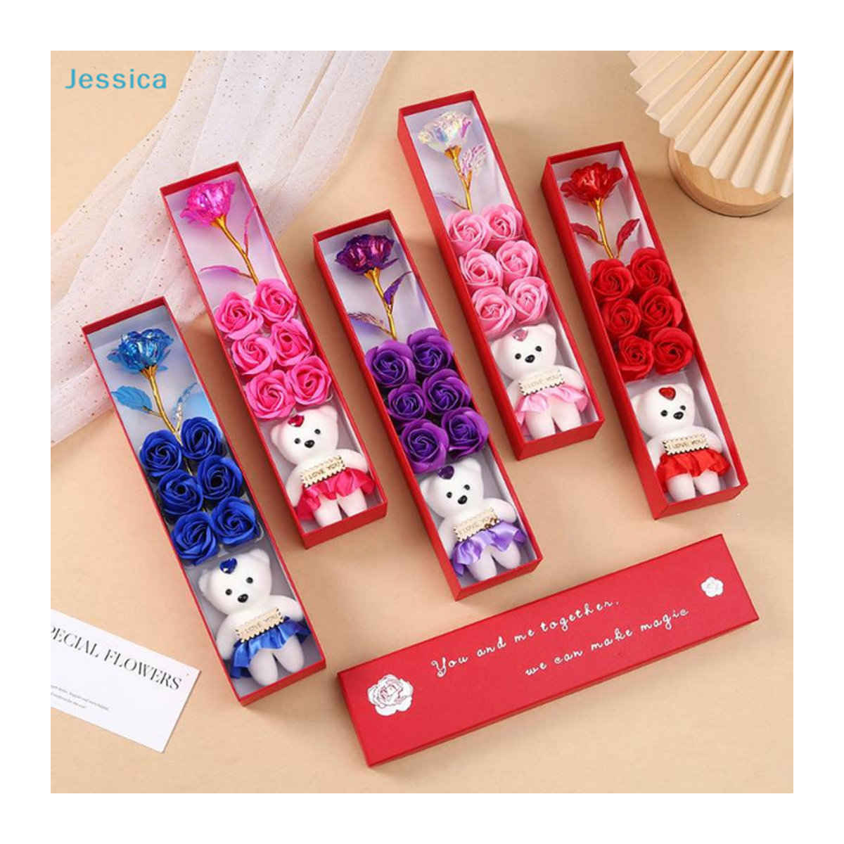 Jessica Geschenkbox mit künstlicher Rose und kleinem Bär, Seifenblumenstrauß in Pink und Blau für Valentinstag und Jahrestag - Bild 1