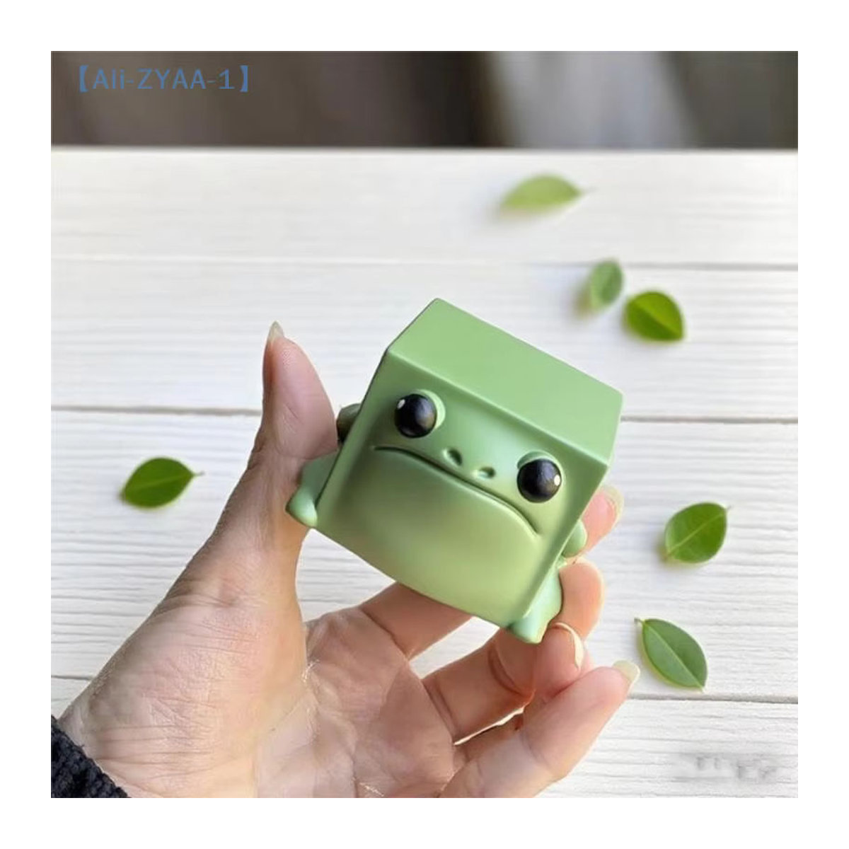 JETTING Frosch-Mini-Statue aus Kunstharz in Grün als dekorative Skulptur für Garten und Heim - Bild 3
