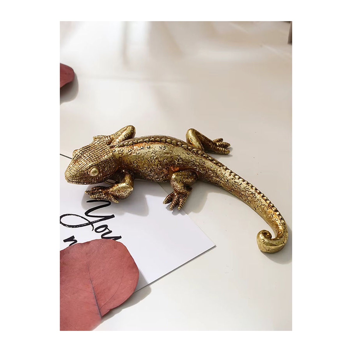 JETTING Gecko Wanddekoration Goldene Eidechse aus Kunstharz als hängende Wandskulptur im Landhausstil - Bild 7