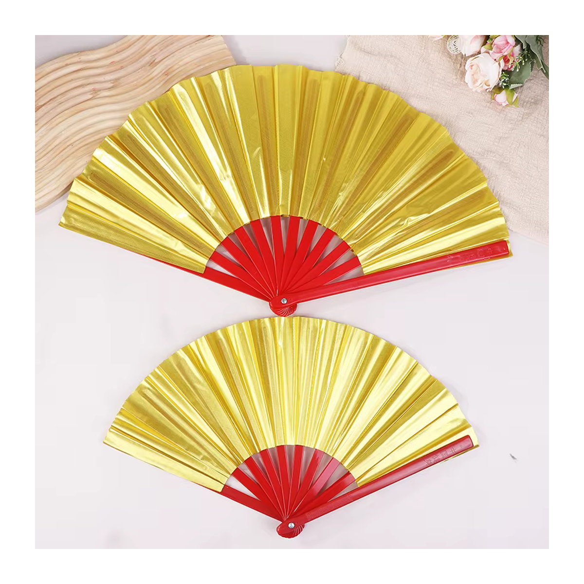 JETTING Goldener Laser-Faltfächer mit holografischem Design, 20,32 x 20,32 cm, Orientalischer Tai-Chi-Kung-Fu-Fächer aus Kunststoff - Bild 2
