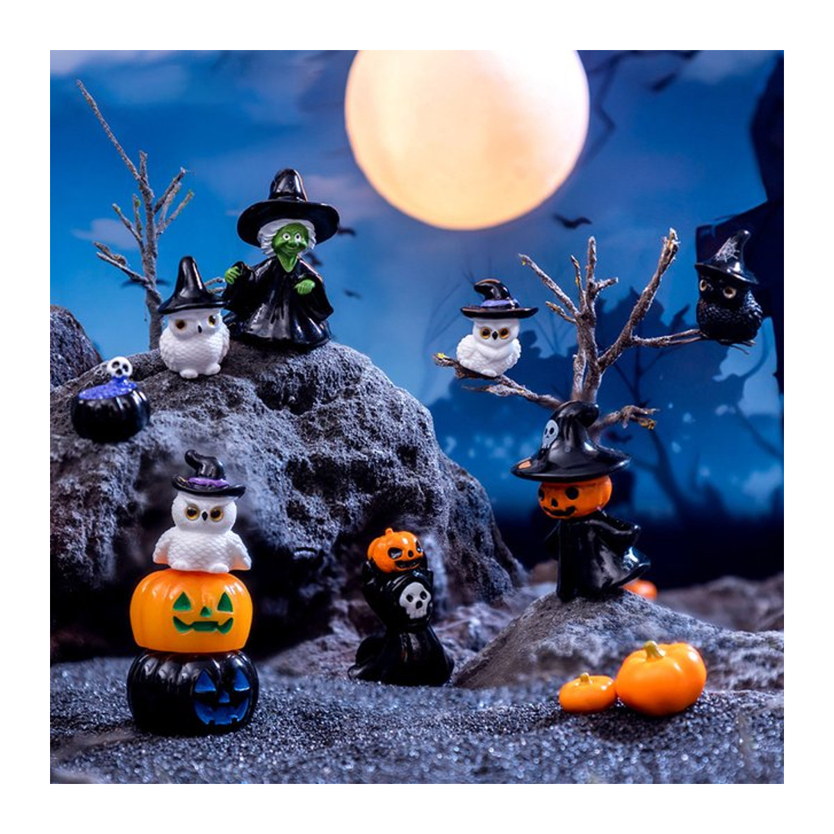 JETTING Mini Halloween Ornament Set aus Kunstharz mit Hexe, Geist und Kürbis in Mehrfarbig für Puppenhaus und Desktop-Dekoration - Bild 1