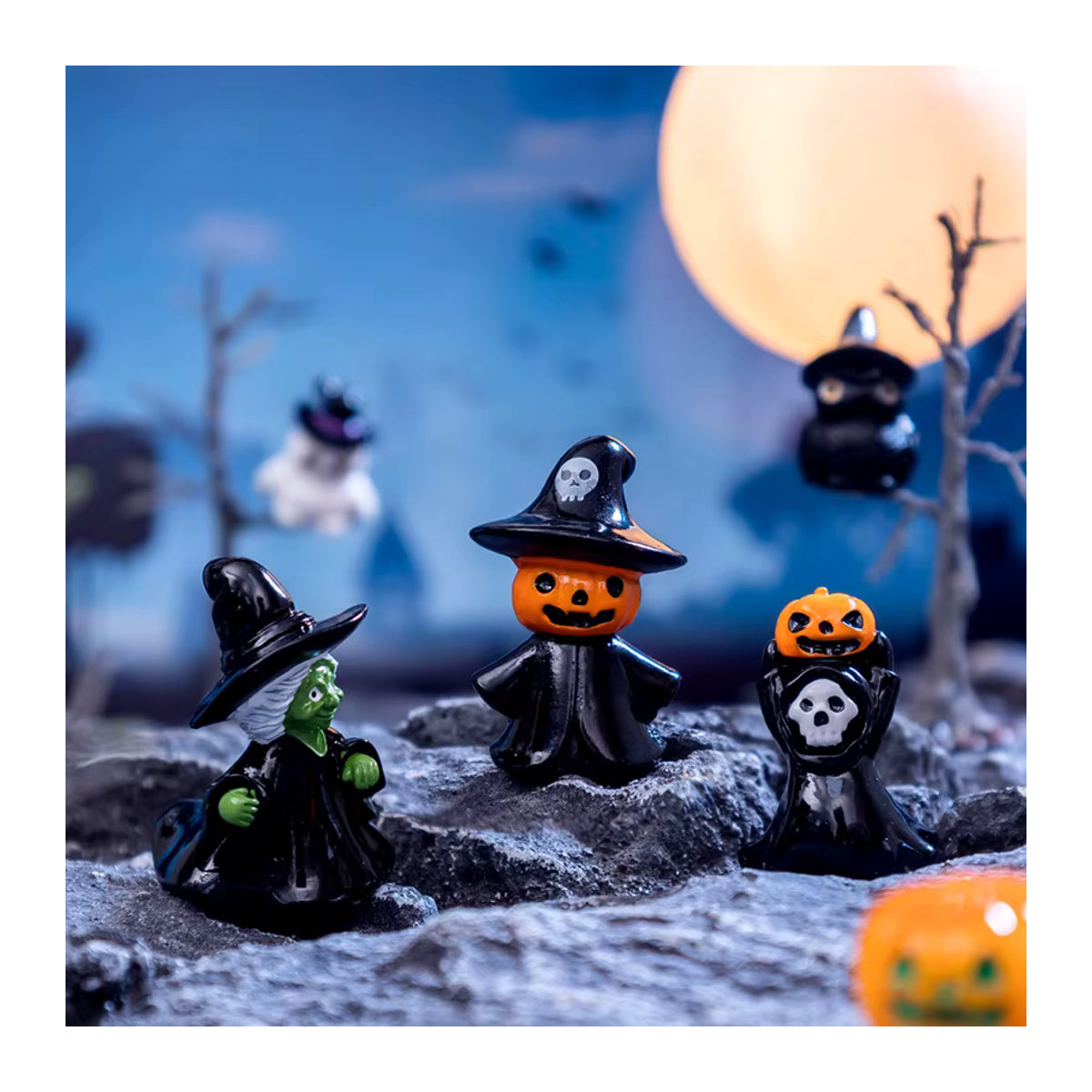 JETTING Mini Halloween Ornament Set aus Kunstharz mit Hexe, Geist und Kürbis in Mehrfarbig für Puppenhaus und Desktop-Dekoration - Bild 2