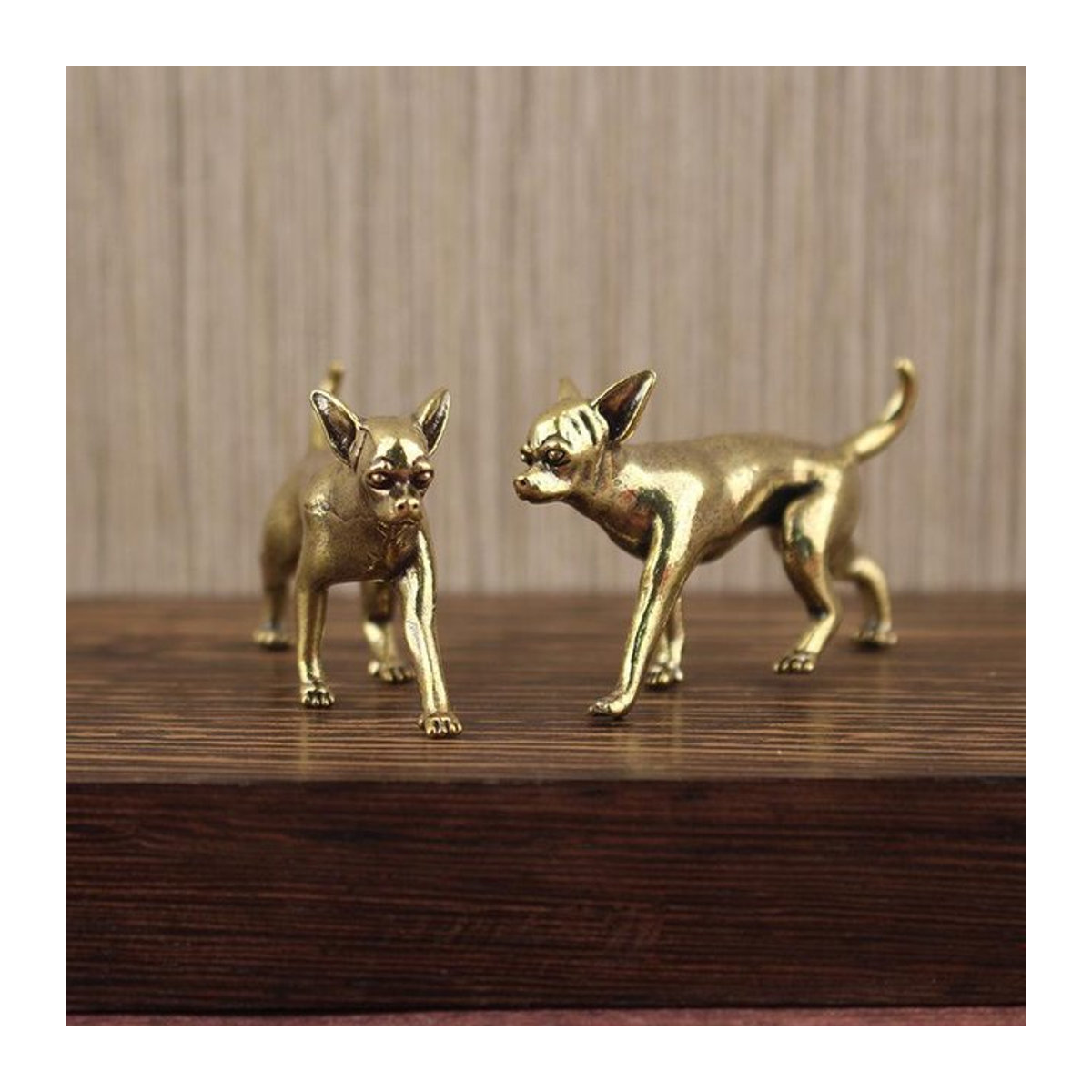JETTING Tierfigur Haarloser Hund Welpe aus Messing in Gold, stehend - Bild 1