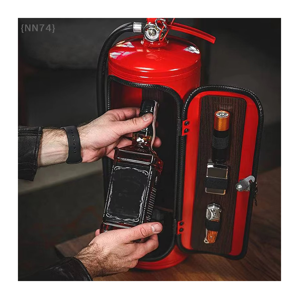 JETTING Weinkiste in Feuerlöscherform aus Metall, rote Aufbewahrungsbox für Wein und Champagner - Bild 6
