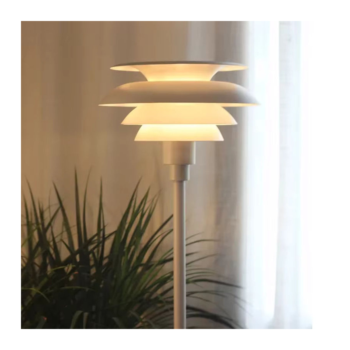 JIANKEXING LED Stehlampe in Weiß aus Aluminium und Eisen im skandinavischen Design mit 5-lagiger Platte - Bild 2