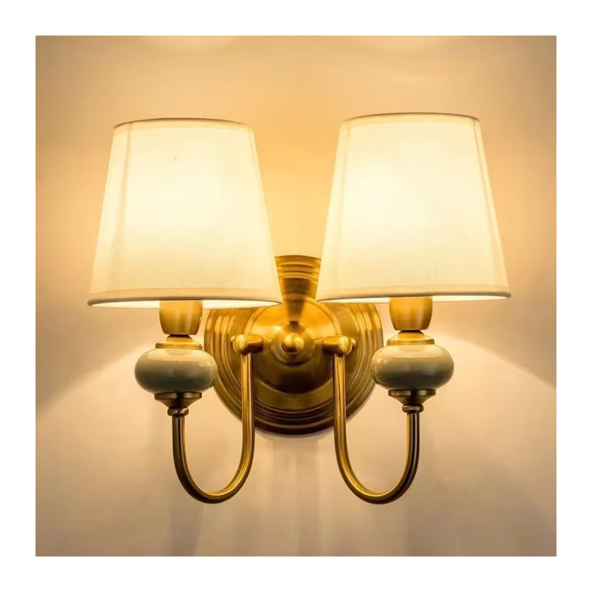 JIANKEXING LED Wandleuchte in Kupfer-Optik mit farbigem Licht im europäischen Stil für Wohnzimmer und Schlafzimmer - Bild 2