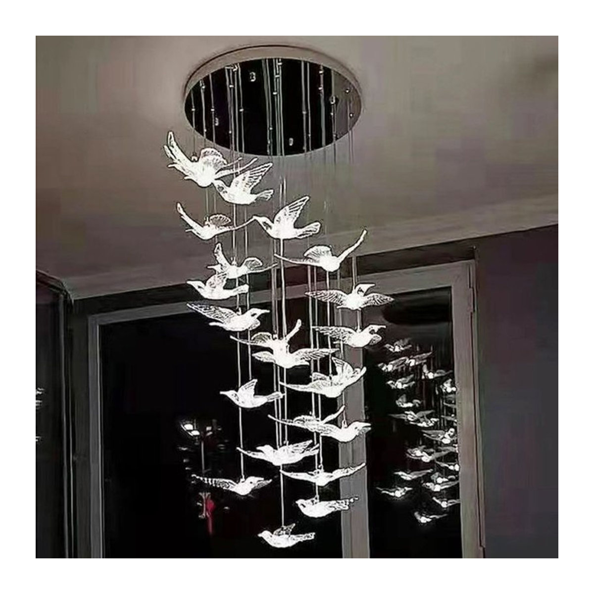 JIANKEXING Moderner LED Kronleuchter aus Glas und Metall in Chrom und Weiß mit Vogel-Design - Bild 1