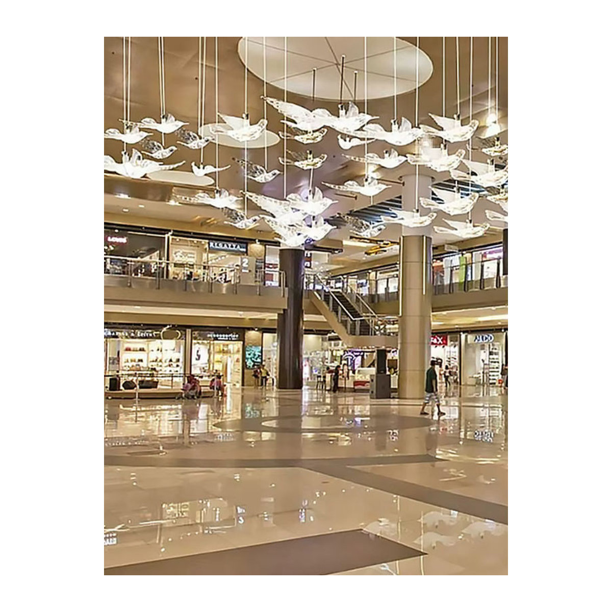 JIANKEXING Moderner LED Kronleuchter aus Glas und Metall in Chrom und Weiß mit Vogel-Design - Bild 6