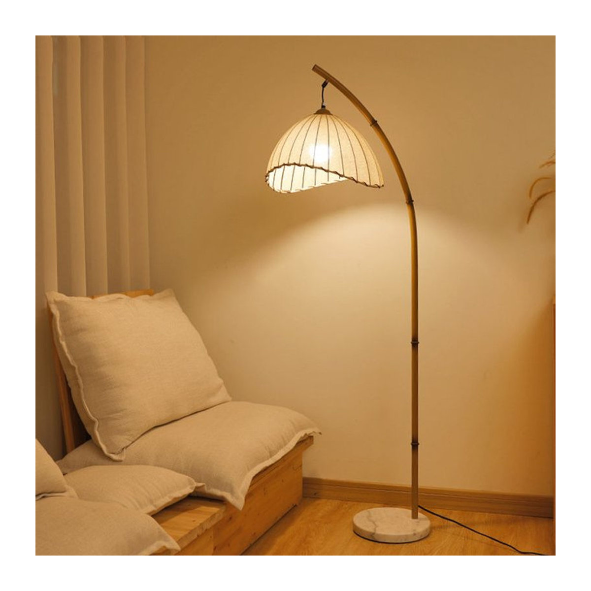 JIANKEXING Stille Windlaterne im japanischen Stil als minimalistische LED-Stehlampe und Leseleuchte in Naturfarben - Bild 1