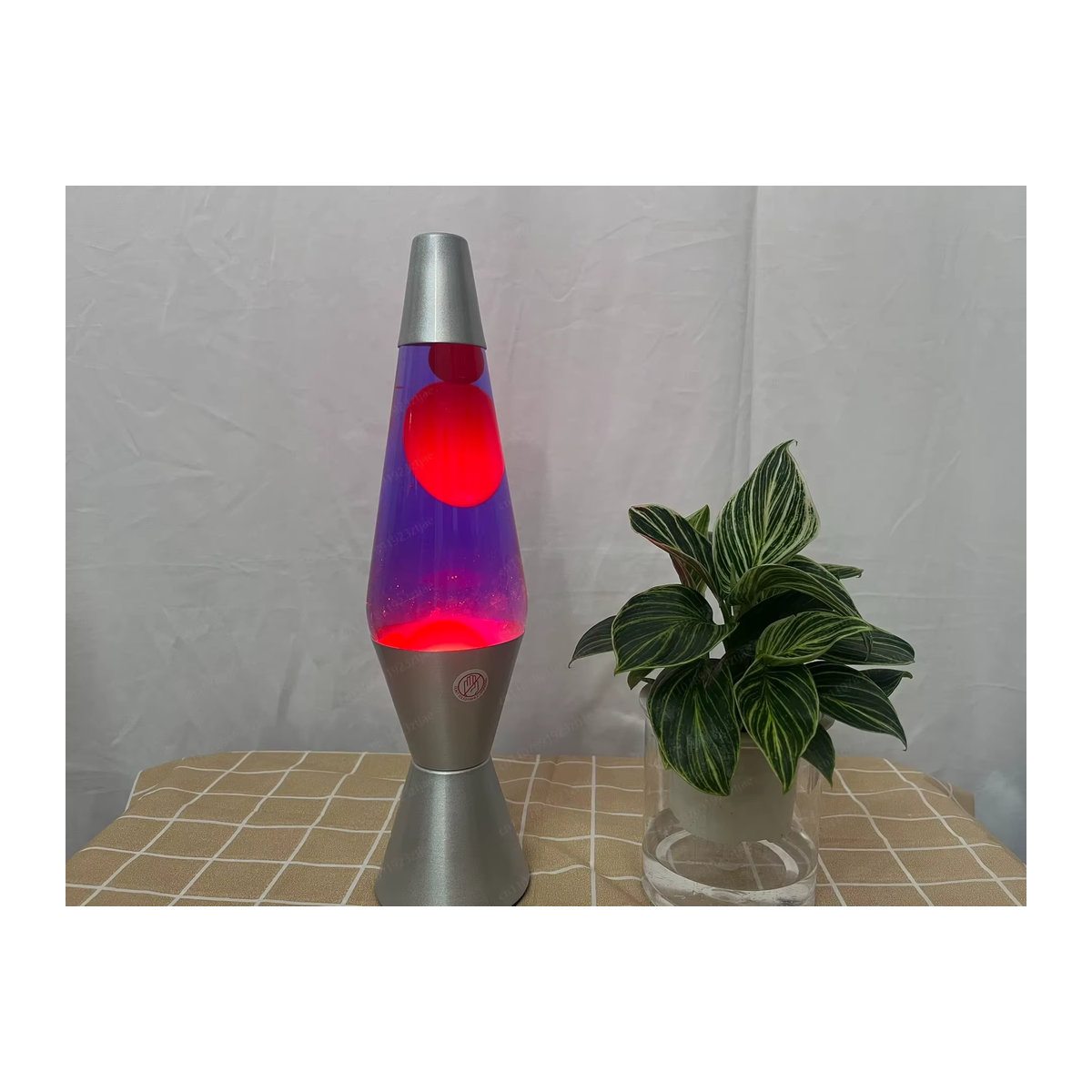 Jmz Lavalampe im Retro-Design als dekorative Zwiebel-Quallen-Lampe im Erlenmeyerkolben-Stil, Mehrfarbig - Bild 2