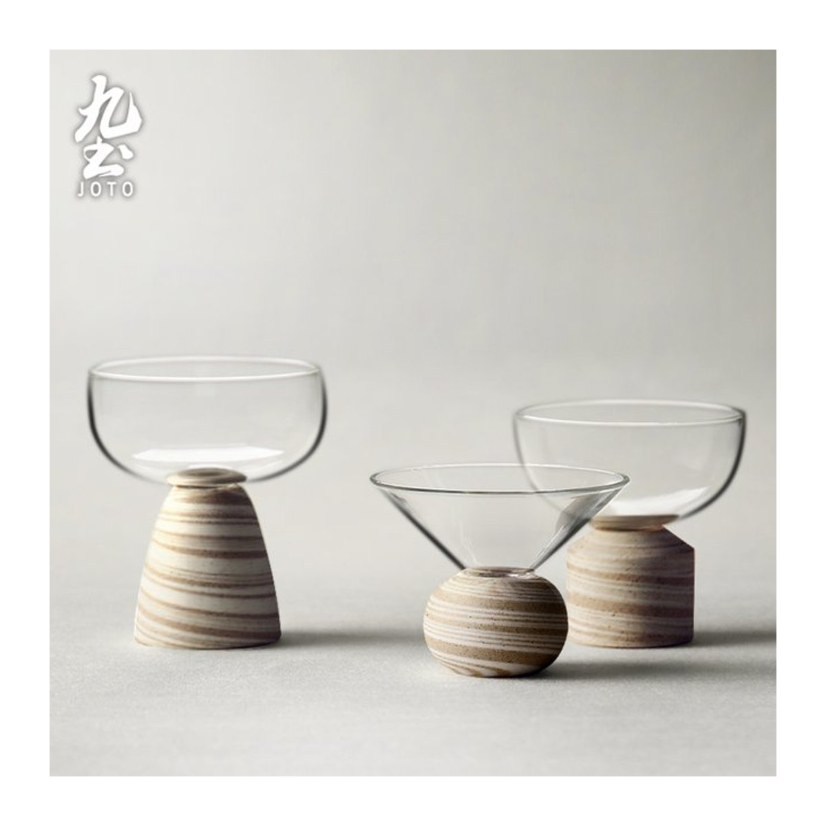 JOTO Glas-Teetassen-Set mit Holzsockel, handgefertigte transparente Teetassen, 3er-Set, rund und minimalistisch, Farbe: transparent - Bild 1