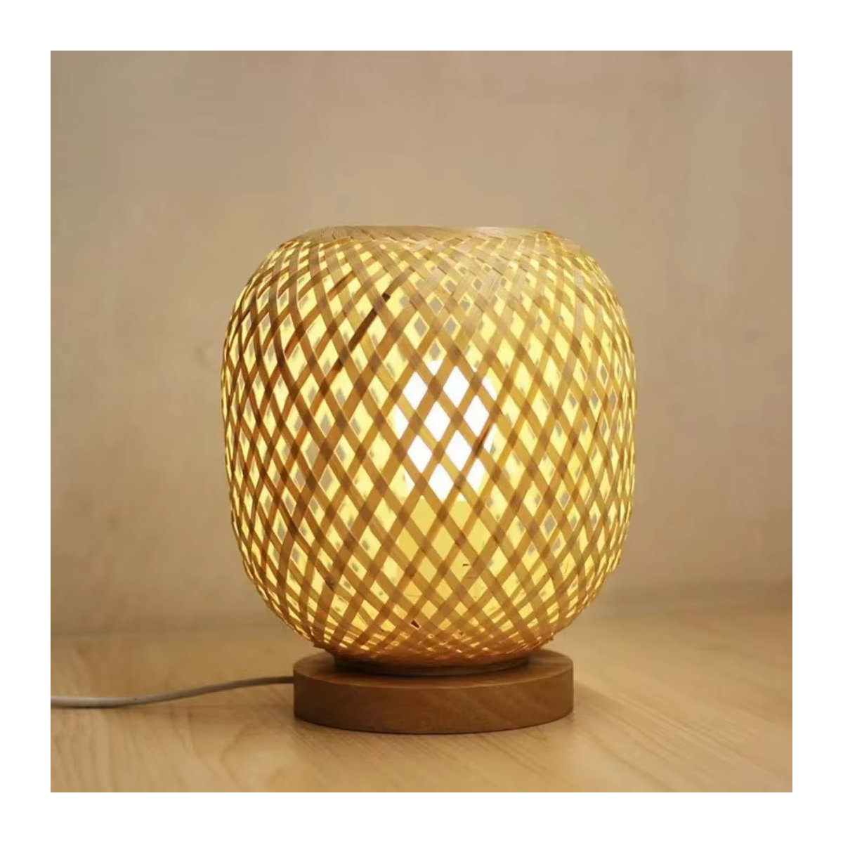 JOYINLED Tischlampe aus Bambus und Rattan in Braun im Bohemian Stil mit E27 Fassung - Bild 2