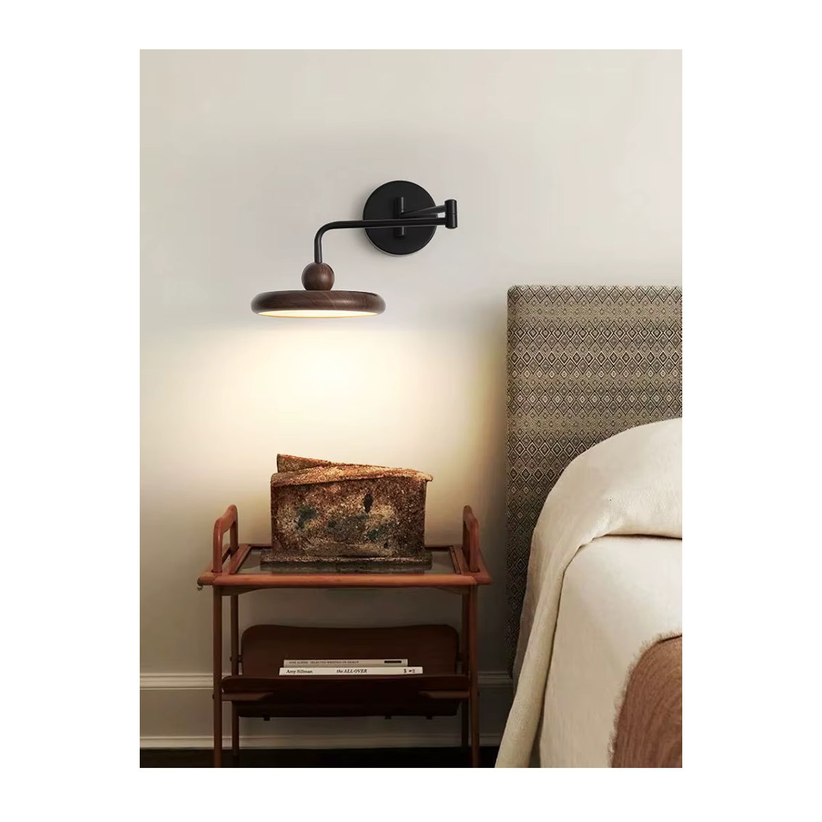 Juhaw Retro Wandlampe in Schwarz mit Holzoptik und beweglichem Gelenk für Schlafzimmer und Korridor - Bild 5