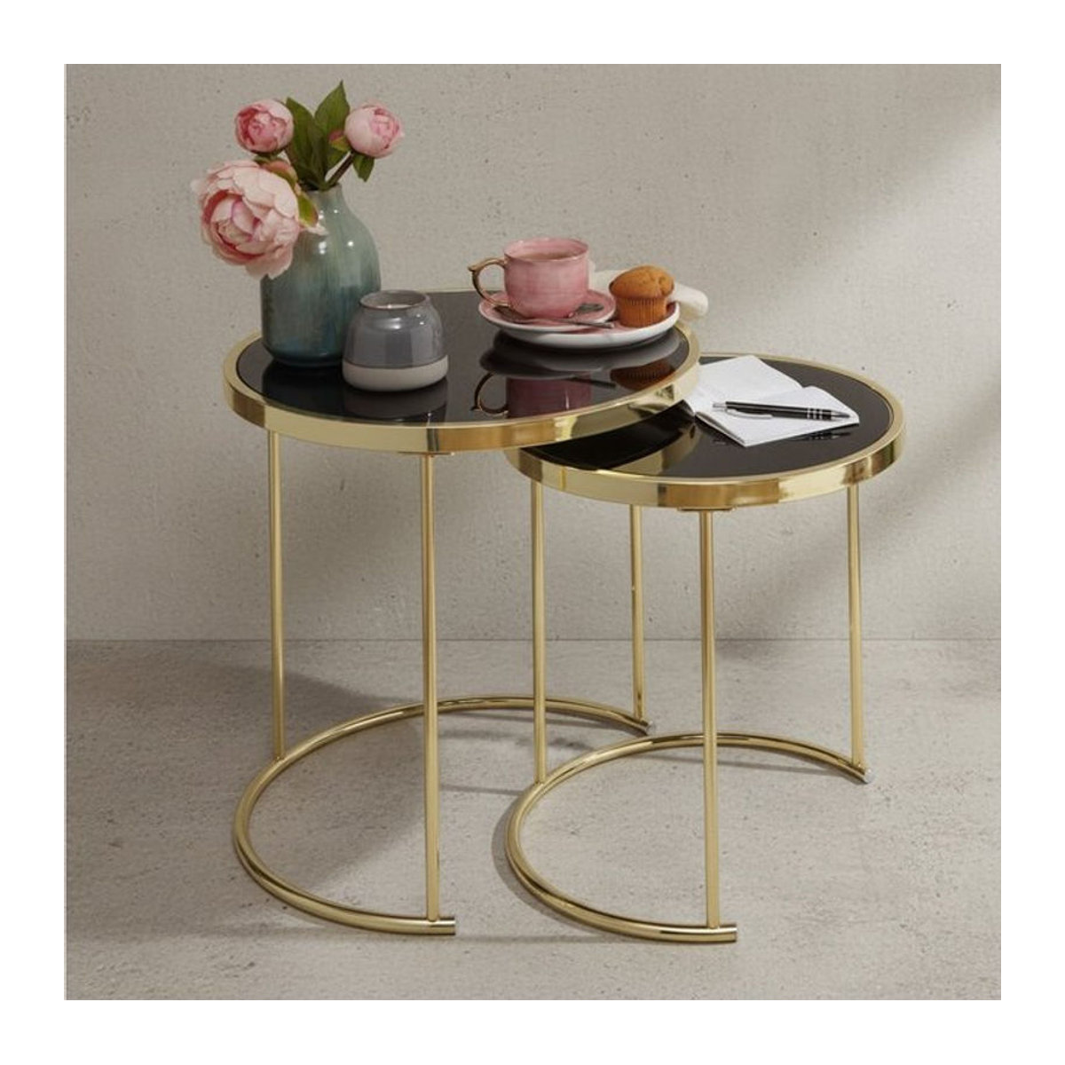 KADIMA DESIGN 2er-Set moderne Satztische mit schwarzem Glas und Hochglanz Metallgestell in Schwarz - Bild 1