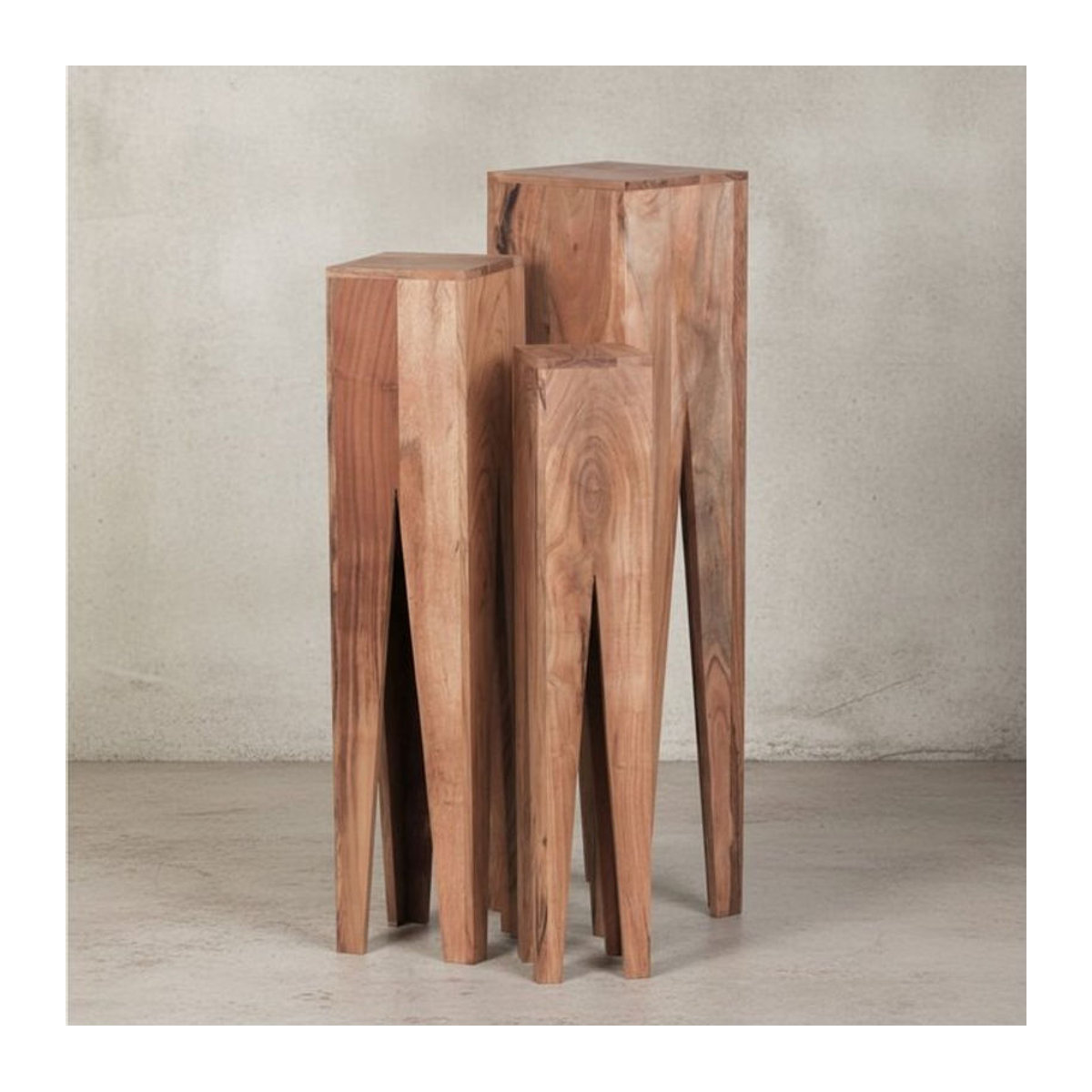 KADIMA DESIGN Beistelltisch-Set aus quadratischem Akazien-Massivholz in Braun im Landhausstil - Bild 1