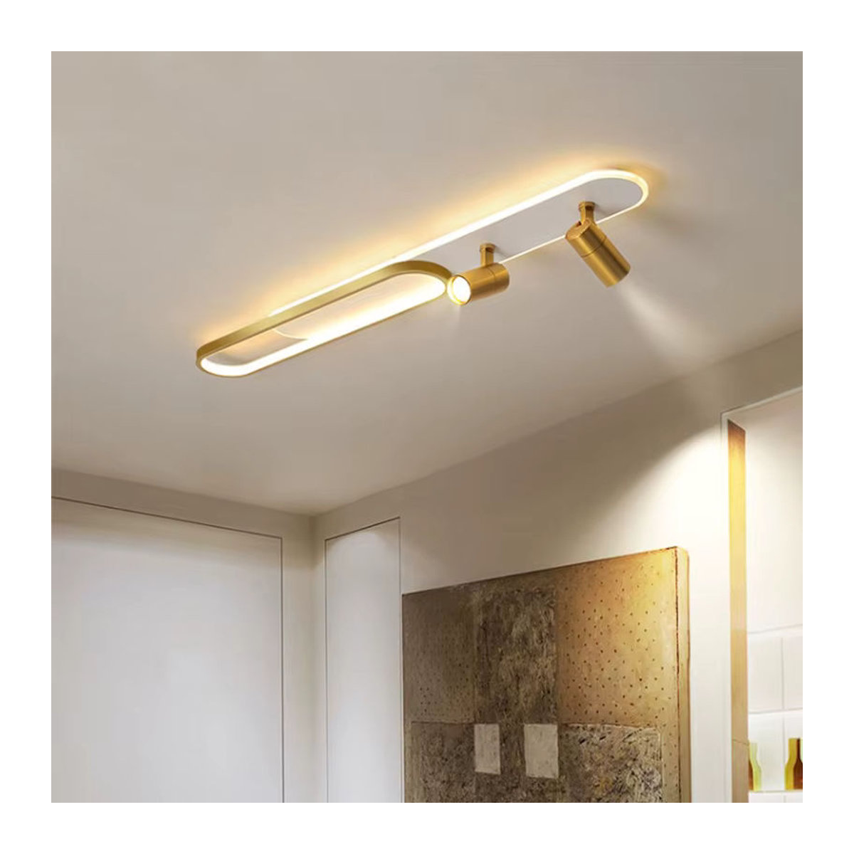 KAGU Minimalistische LED-Deckenleuchte in Weiß mit Schienensystem und dimmbaren Strahlern - Bild 1