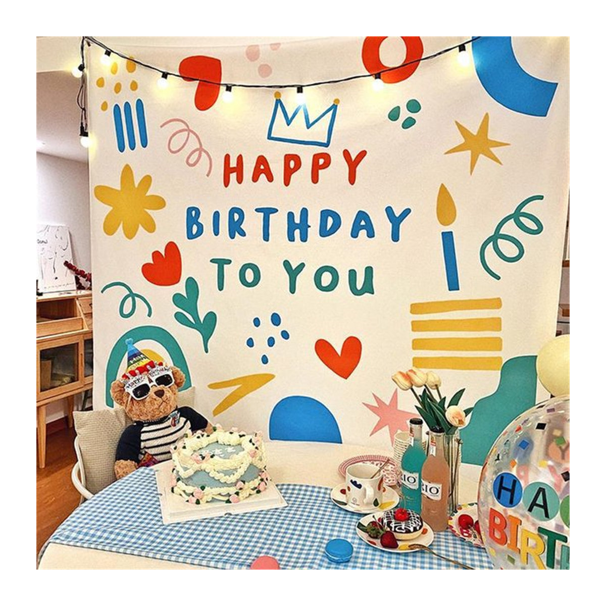 Kawaii Geburtstag Wandteppich in Weiß als Wanddekoration für das Kinderzimmer und als Fotografie-Hintergrund - Bild 1