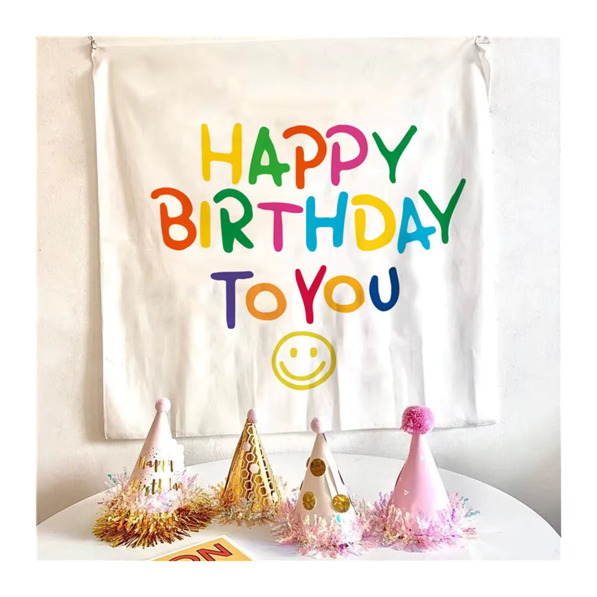 Kawaii Geburtstag Wandteppich in Weiß als Wanddekoration für das Kinderzimmer und als Fotografie-Hintergrund - Bild 3