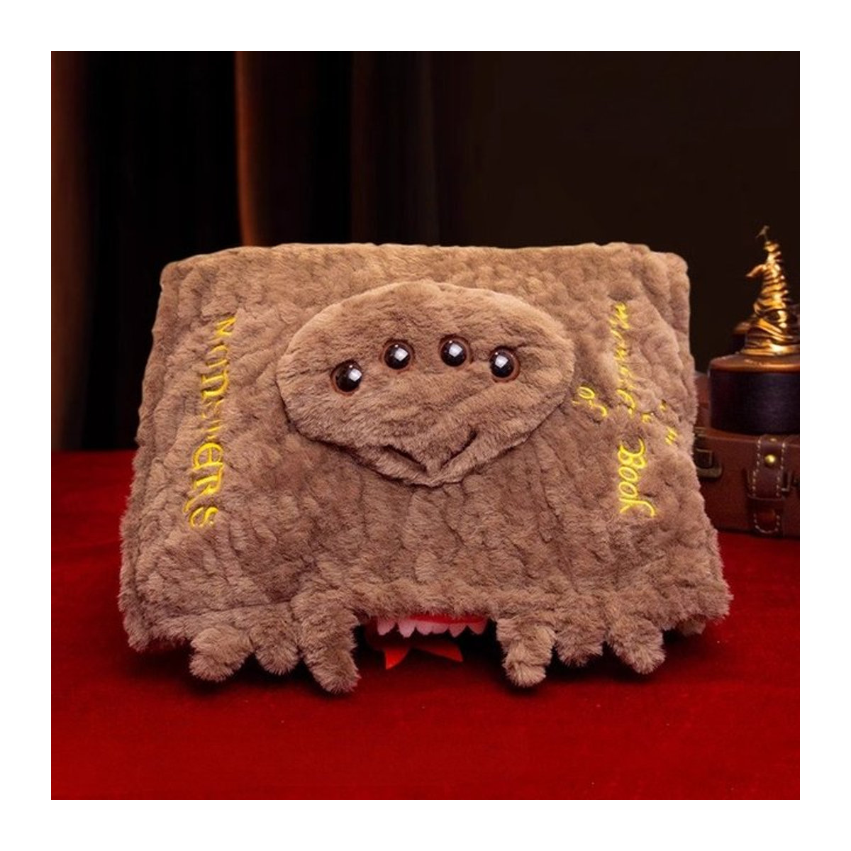 KAYOU Magic Boy Monsters Buch Kissen Plüschkissen Braun - Bild 1