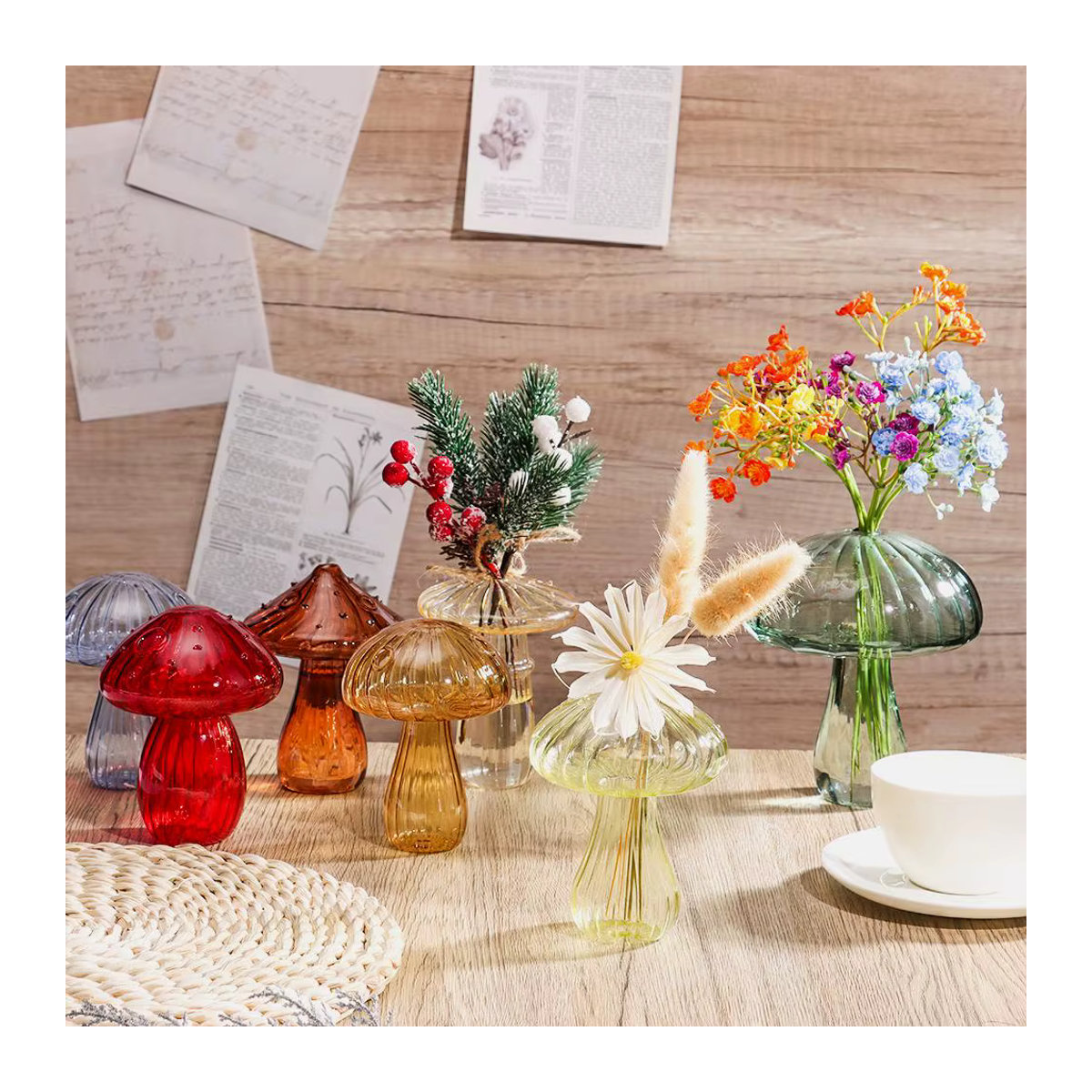 KECTTIO Pilzförmige Glasvase in Rot für Schnittblumen und Hydroponik als moderne Desktop-Dekoration - Bild 4