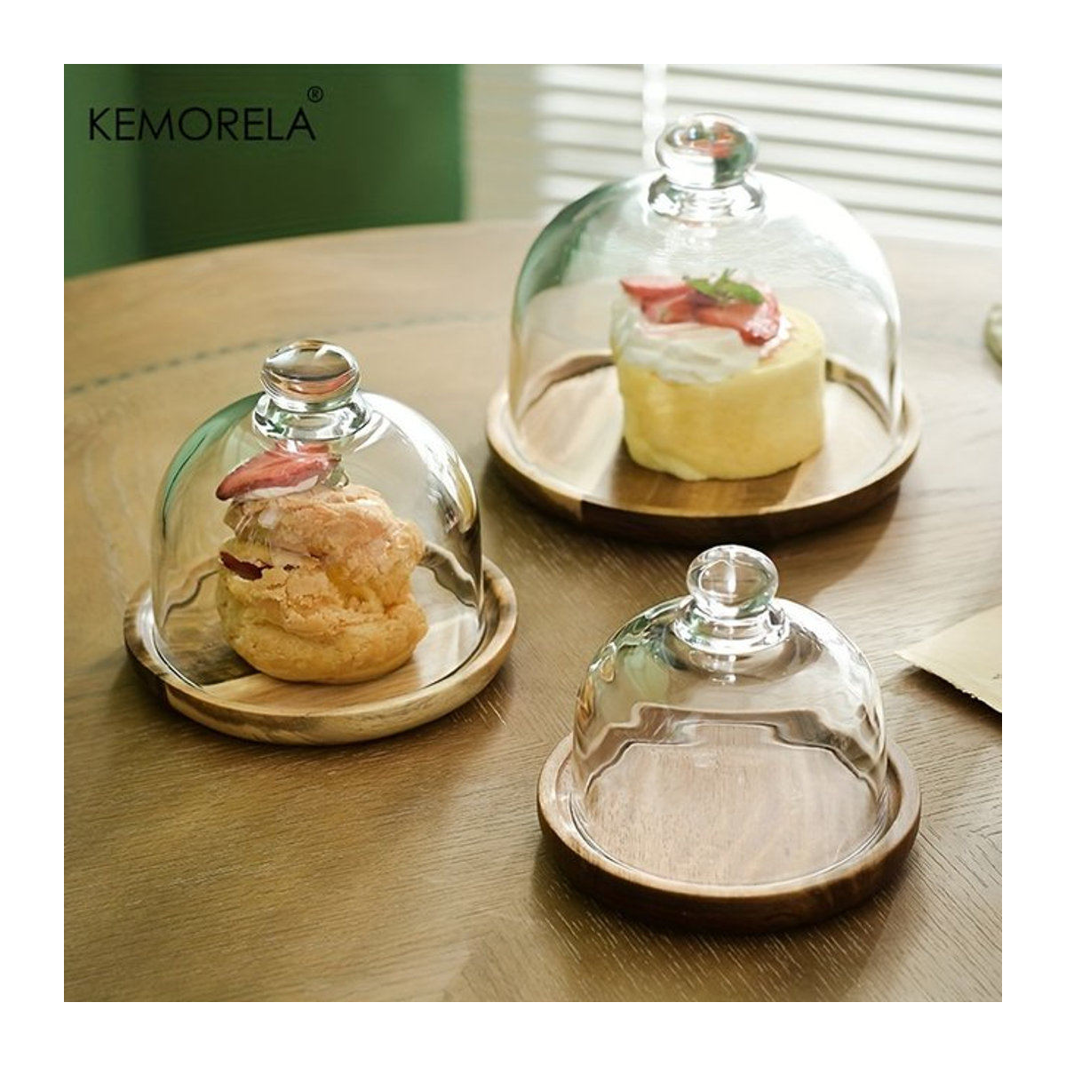 KEMORELA Bambus-Kuchenständer mit transparentem Glasdeckel, rundes Serviertablett aus Bambus und Glas in Braun für Desserts und Snacks - Bild 1