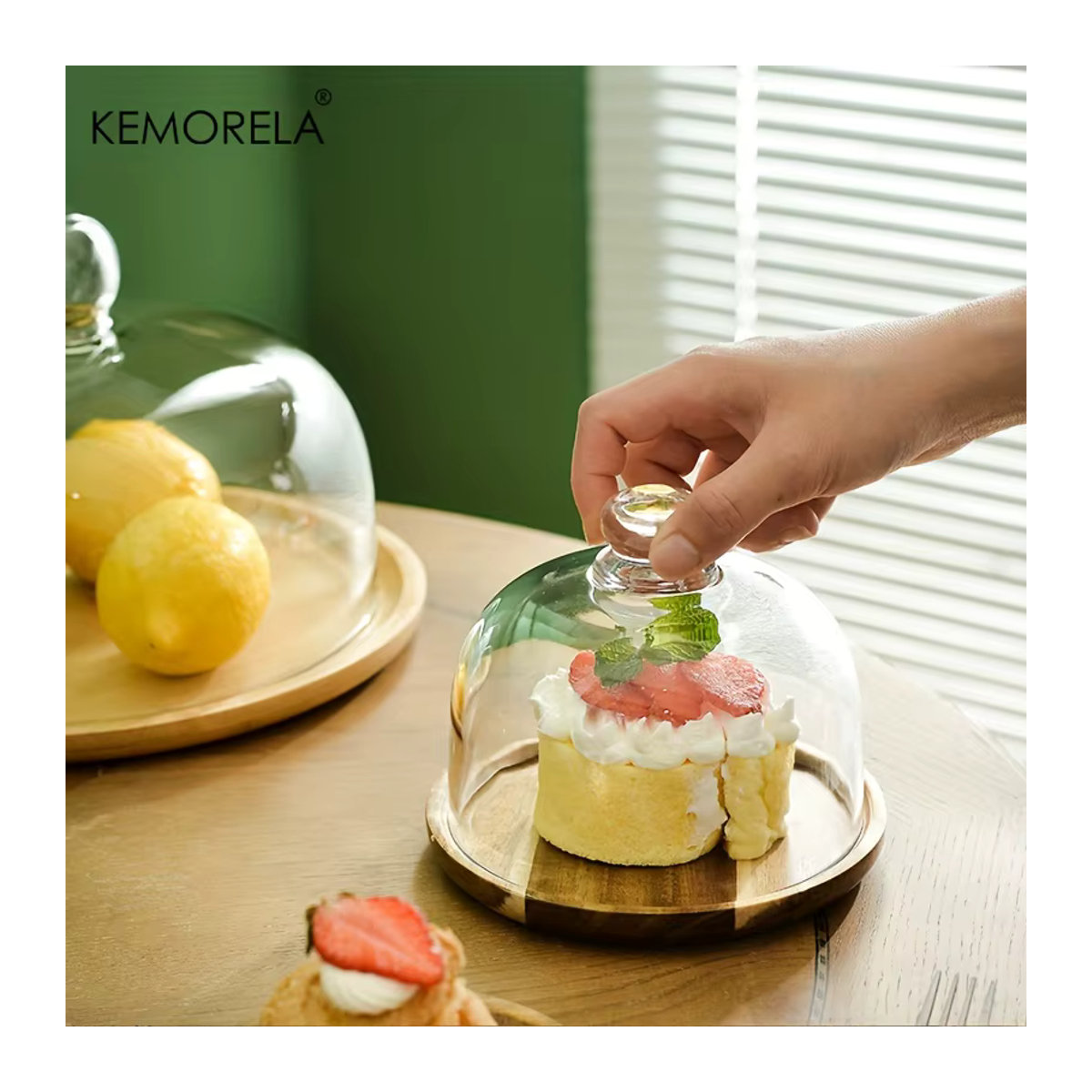 KEMORELA Bambus-Kuchenständer mit transparentem Glasdeckel, rundes Serviertablett aus Bambus und Glas in Braun für Desserts und Snacks - Bild 5