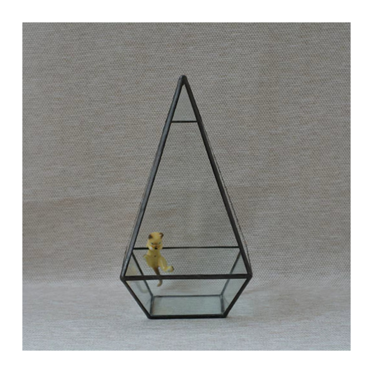 Kesoto Geometrisches Glas-Terrarium in Pyramidenform, Schwarz, B/T/H: 12 x 12 x 24 cm - Bild 4