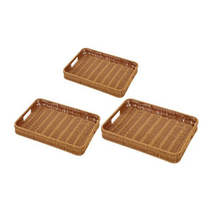 Kesoto Serviertablett aus Rattan in Braun, handgewebtes rechteckiges Dekotablett im Landhausstil mit Griffen