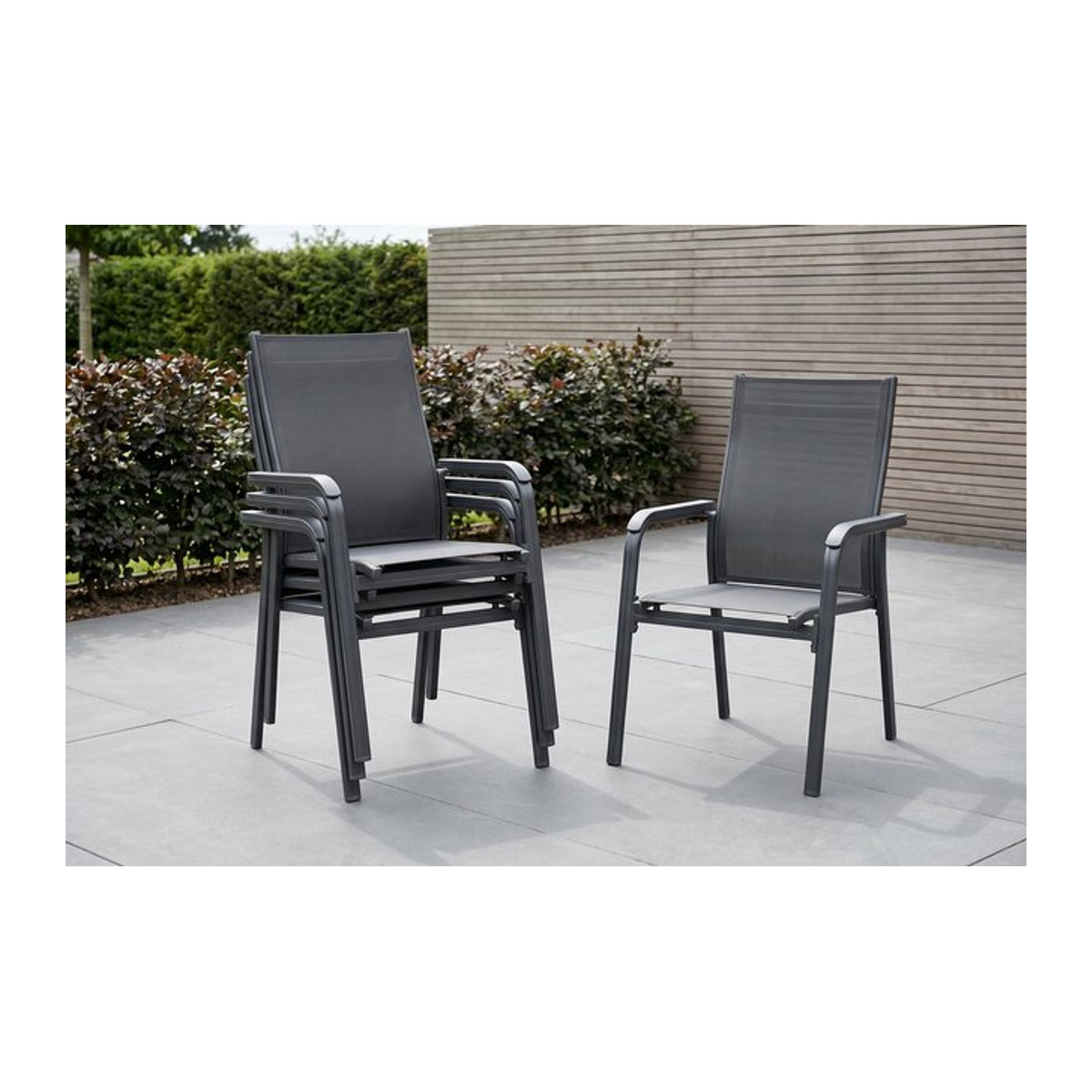 Kettler BasicPlus 4er-Set Stapelsessel aus Aluminium und Kunststoff in Anthrazit - Bild 1
