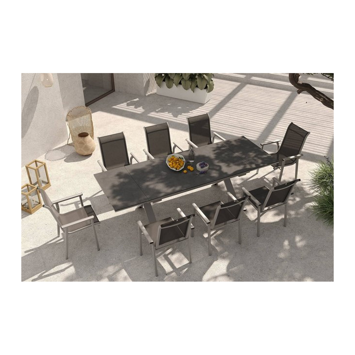 Kettler BasicPlus Pro Garten-Essgruppe aus Aluminium und Textilene in Silber/Anthrazit mit ausziehbarem Tisch und 8 Stapelsesseln - Bild 1