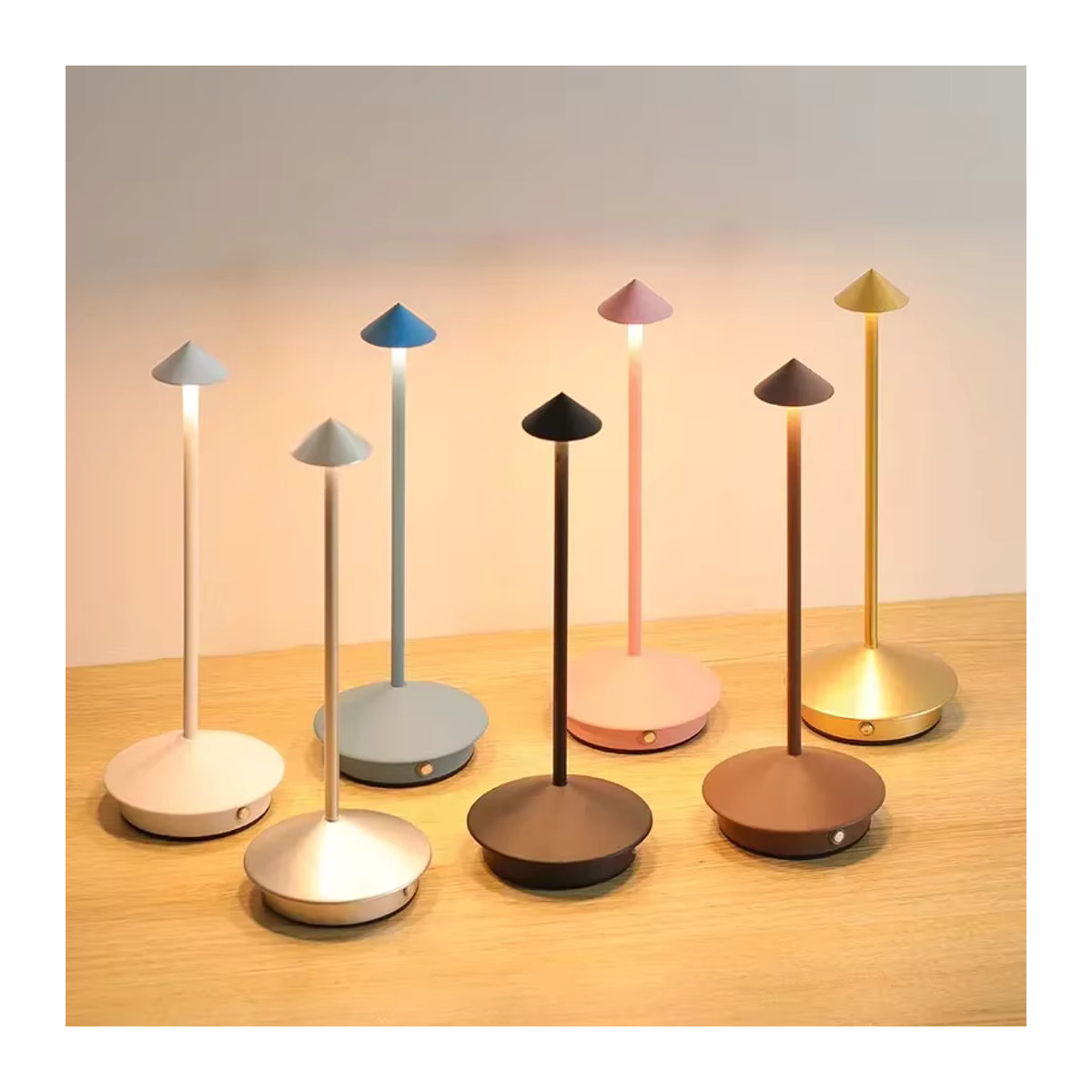 KFV LED Tischlampe Pina in Bunt mit Touch-Funktion und Typ-C Akku aus Aluminium für Esszimmer, Hotel und Bar - Bild 1