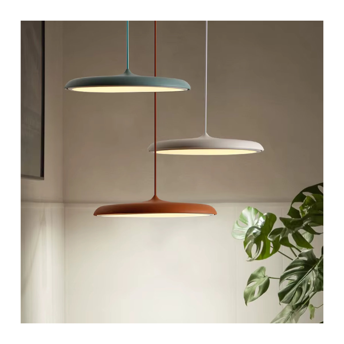 KINLAMS Moderne LED-Pendelleuchte im UFO-Design, runde Kunstdesign-Hängeleuchte in Bunt für Schlafzimmer, Flur, Esszimmer und Arbeitszimmer - Bild 2