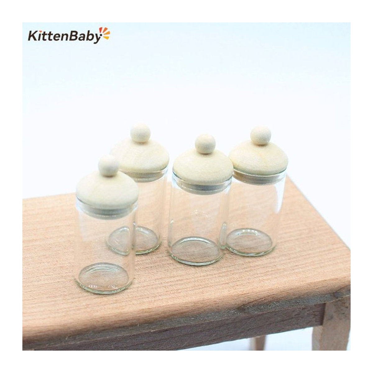 KittenBaby 4er-Set Miniatur-Glasflaschen für Puppenhaus-Küchenzubehör, transparent und rund - Bild 1