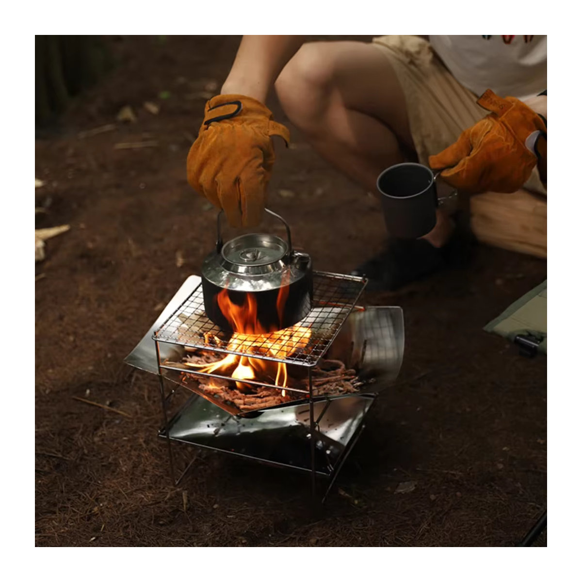 Klappbarer Camping Grill aus Edelstahl und Metall für das Lagerfeuer im Freien - Bild 2
