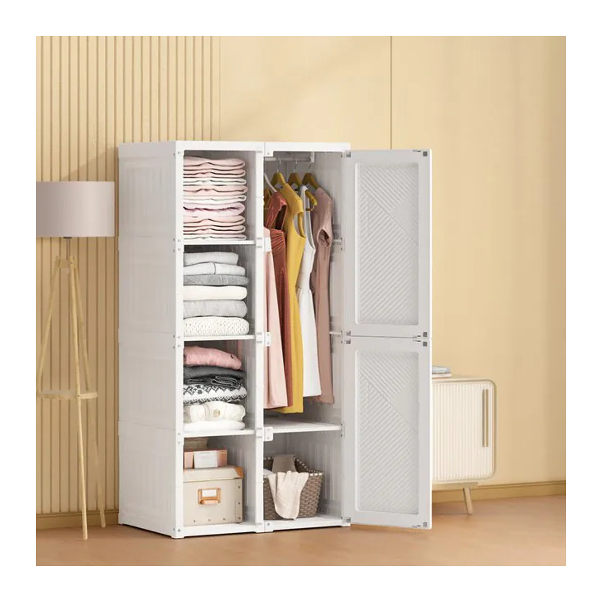 Klappbarer Kleiderschrank in Weiß mit Falttüren, 5 Fächern und 1 Kleiderwelle für dein Schlafzimmer - Bild 1