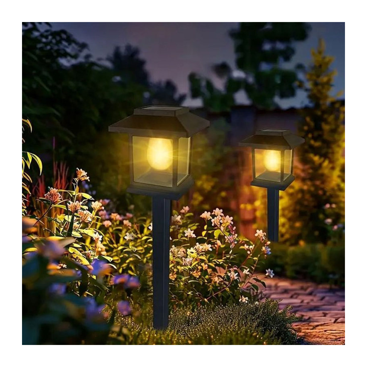 Klassische Solar-Wegeleuchten in Schwarz mit warmweißem Licht für deinen Garten - Bild 1
